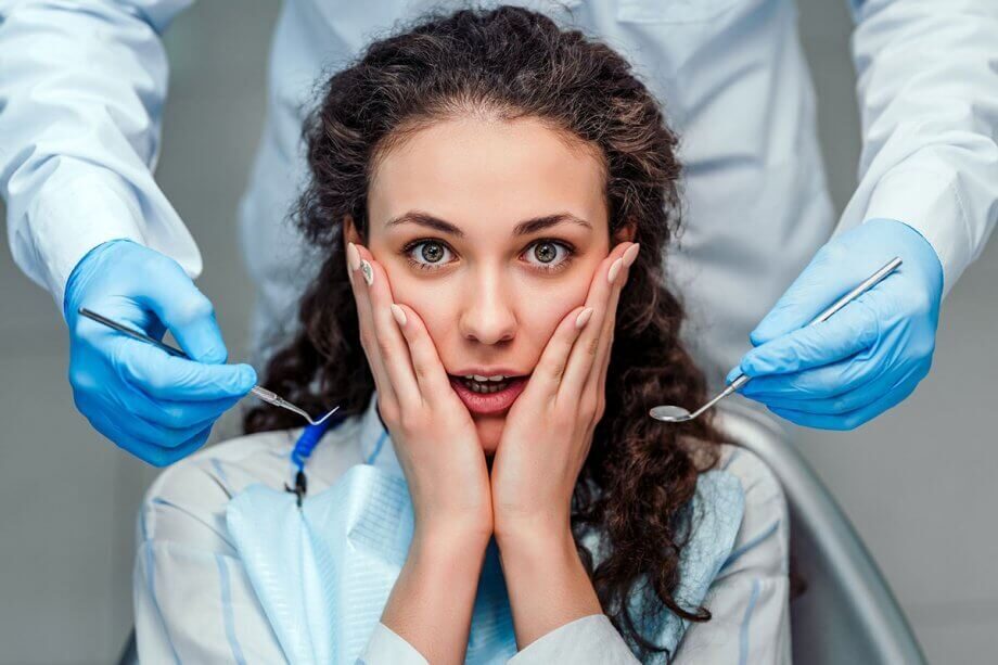 ¿Qué es la odontofobia y cómo superarla? - Clínica dental Madrid | Dental Corbella